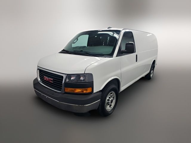 2020 GMC Savana Base