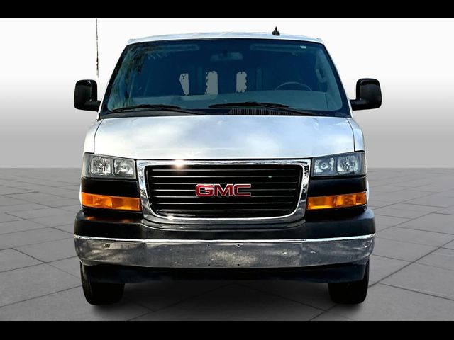 2020 GMC Savana Base