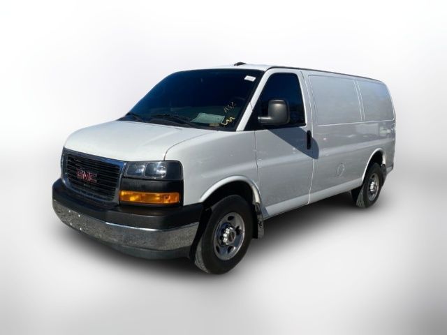 2020 GMC Savana Base