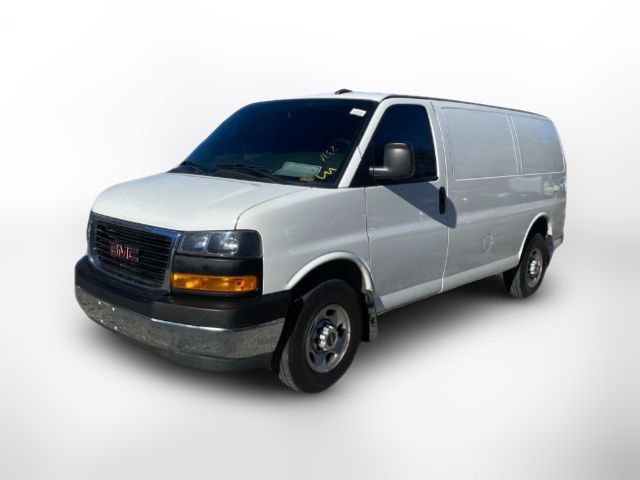 2020 GMC Savana Base