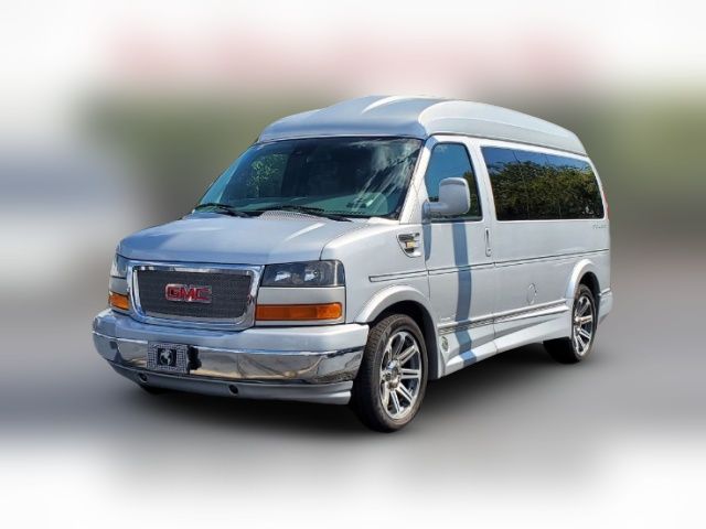 2020 GMC Savana Base