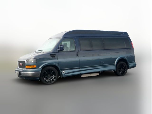 2020 GMC Savana Base