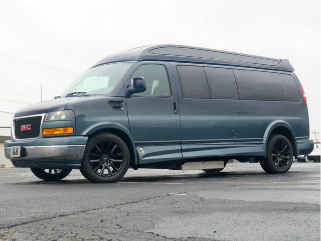 2020 GMC Savana Base