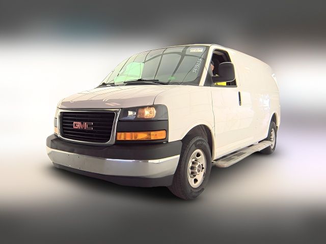 2020 GMC Savana Base