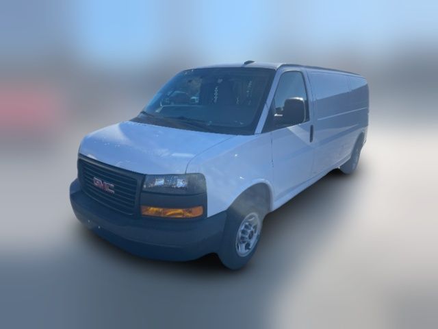 2020 GMC Savana Base