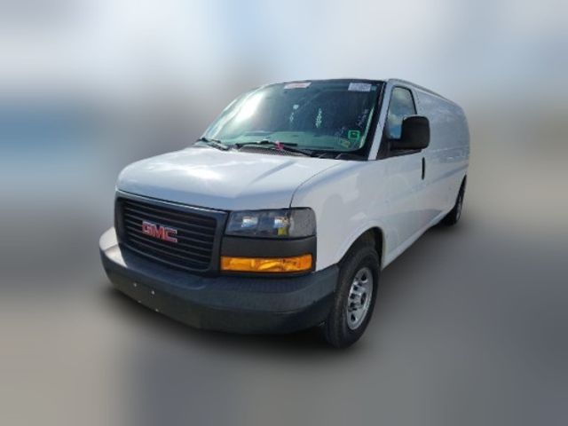 2020 GMC Savana Base