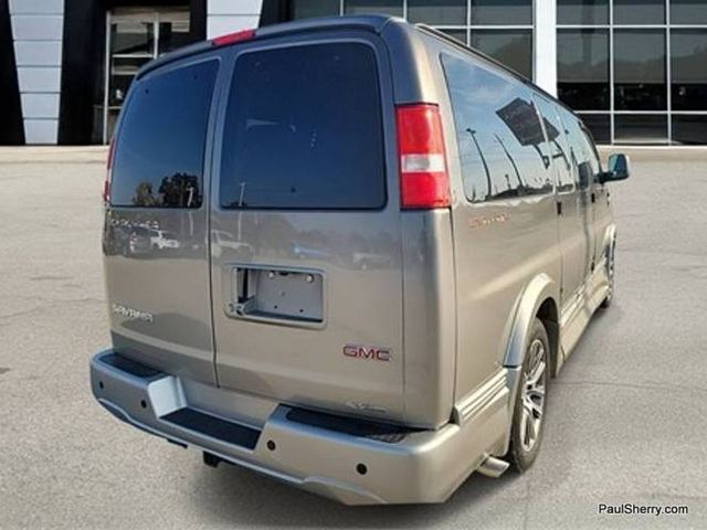 2020 GMC Savana Base