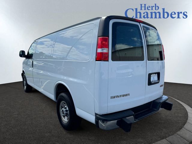 2020 GMC Savana Base