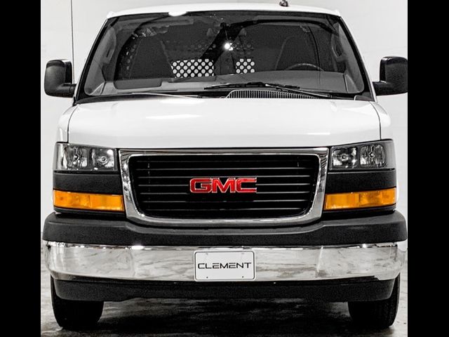 2020 GMC Savana Base