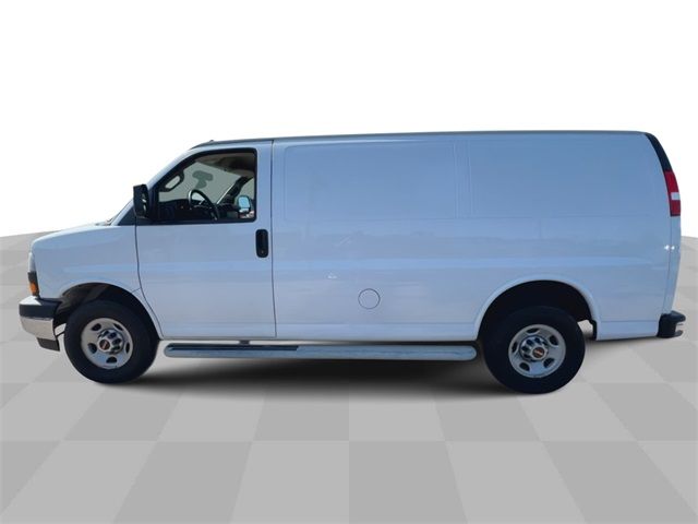 2020 GMC Savana Base