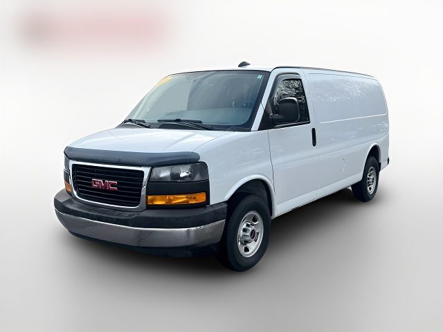 2020 GMC Savana Base