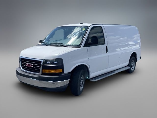 2020 GMC Savana Base