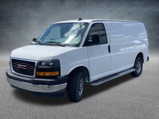 2020 GMC Savana Base