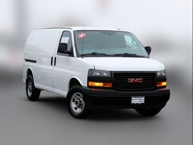 2020 GMC Savana Base