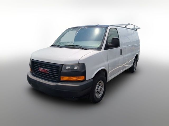 2020 GMC Savana Base