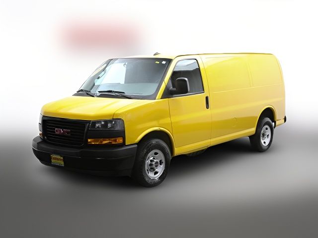 2020 GMC Savana Base