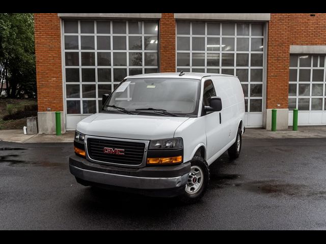 2020 GMC Savana Base