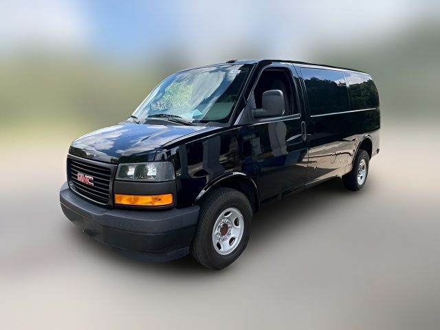 2020 GMC Savana Base