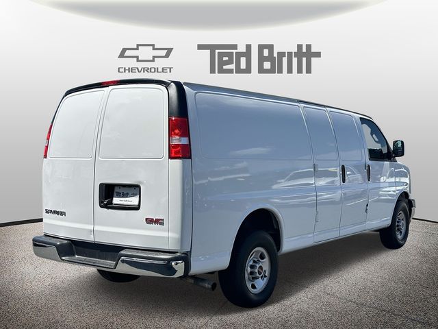 2020 GMC Savana Base