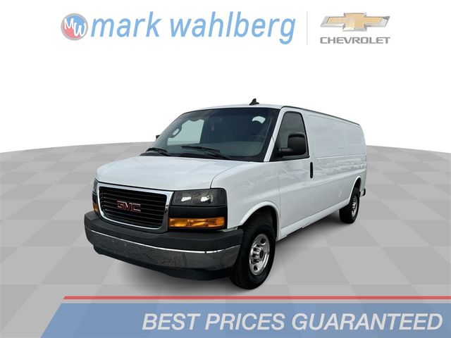 2020 GMC Savana Base