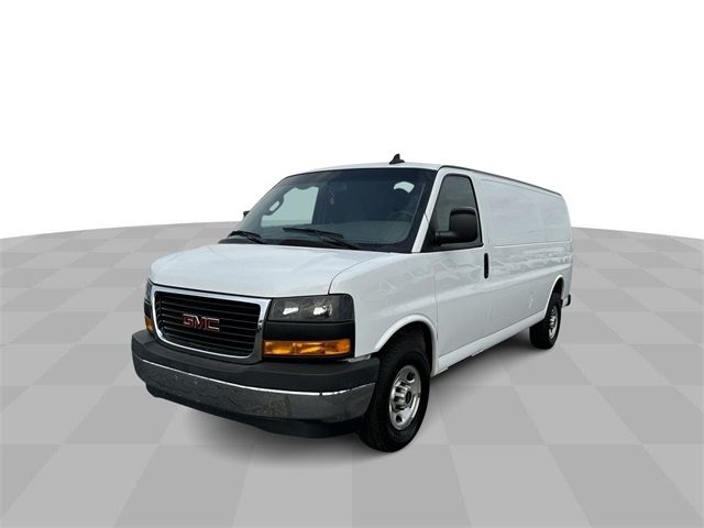 2020 GMC Savana Base