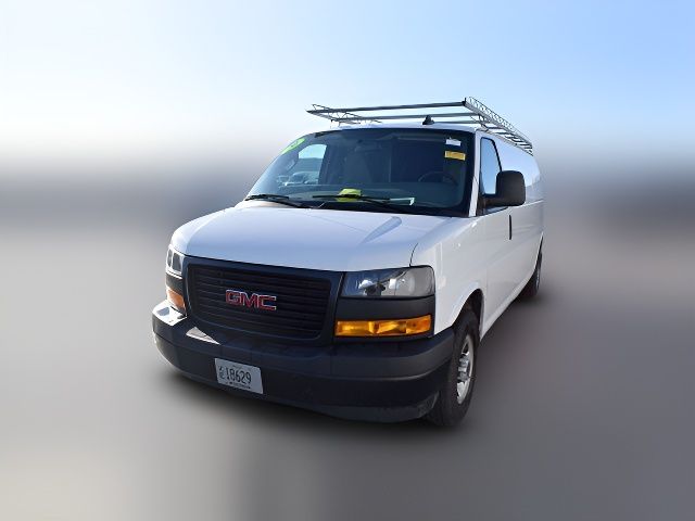 2020 GMC Savana Base