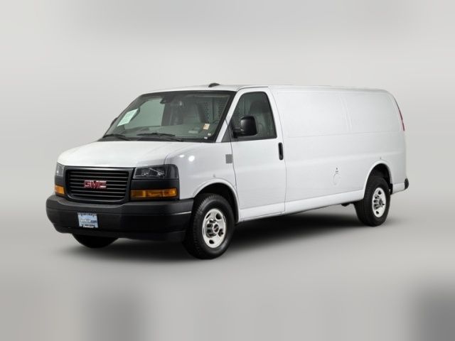 2020 GMC Savana Base