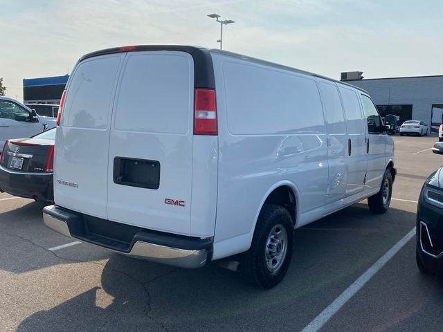 2020 GMC Savana Base