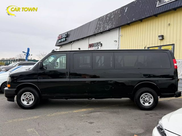 2020 GMC Savana LS