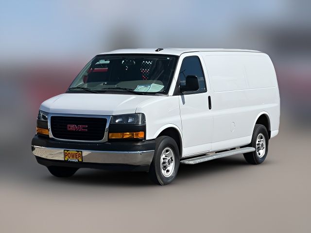 2020 GMC Savana Base