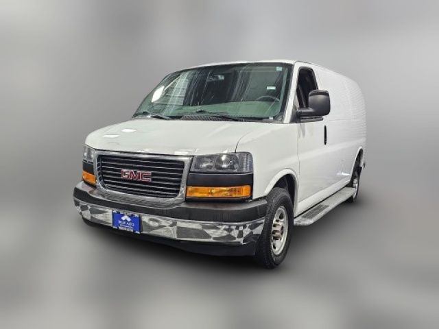 2020 GMC Savana Base