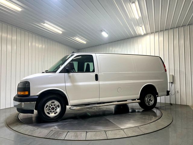 2020 GMC Savana Base