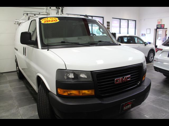 2020 GMC Savana Base