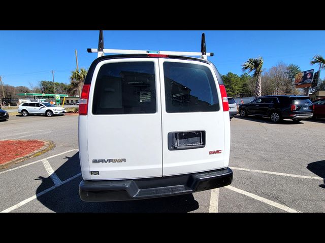 2020 GMC Savana Base