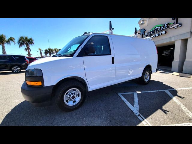 2020 GMC Savana Base