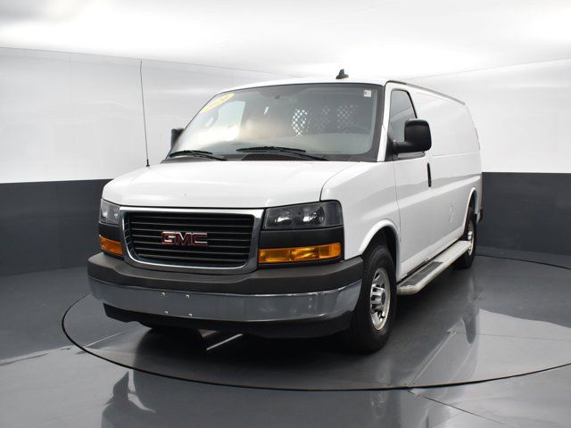 2020 GMC Savana Base