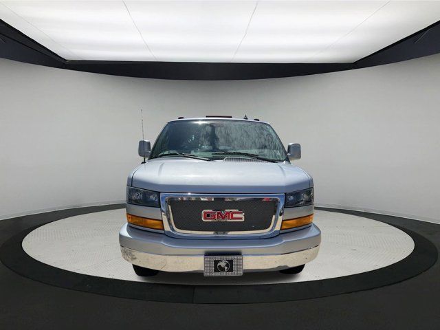 2020 GMC Savana Base