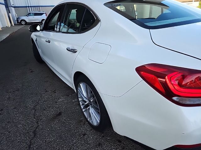 2020 Genesis G70 2.0T