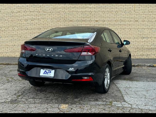 2020 Hyundai Elantra SE