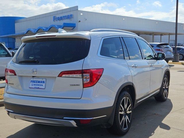 2020 Honda Pilot Touring 8-Passenger