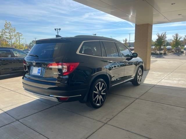 2020 Honda Pilot Touring 8-Passenger