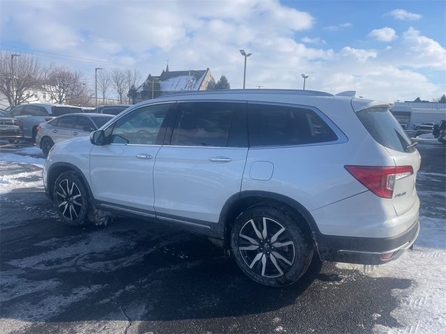 2020 Honda Pilot Touring 8-Passenger