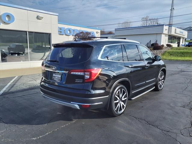 2020 Honda Pilot Touring 8-Passenger