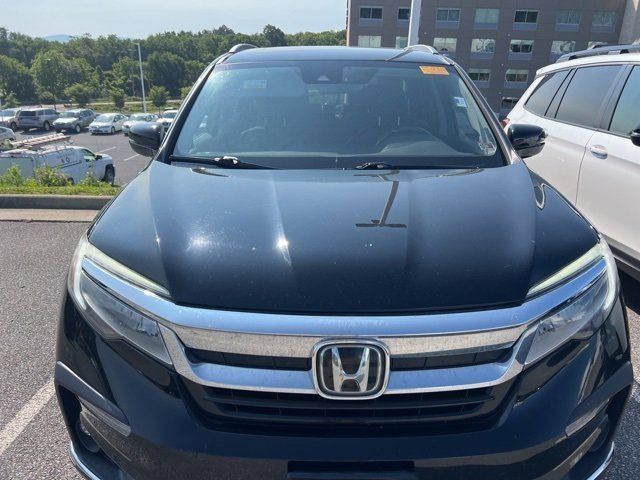 2020 Honda Pilot Touring 8-Passenger