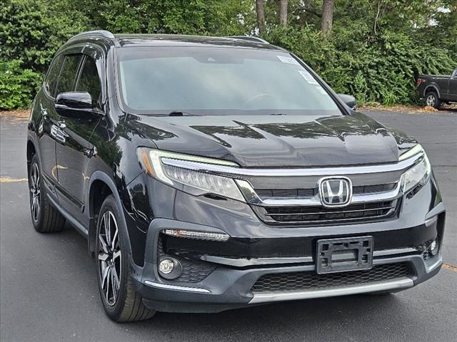 2020 Honda Pilot Touring 8-Passenger