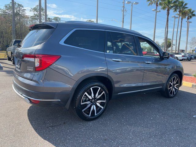 2020 Honda Pilot Touring 8-Passenger