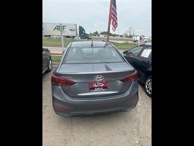 2020 Hyundai Accent SE