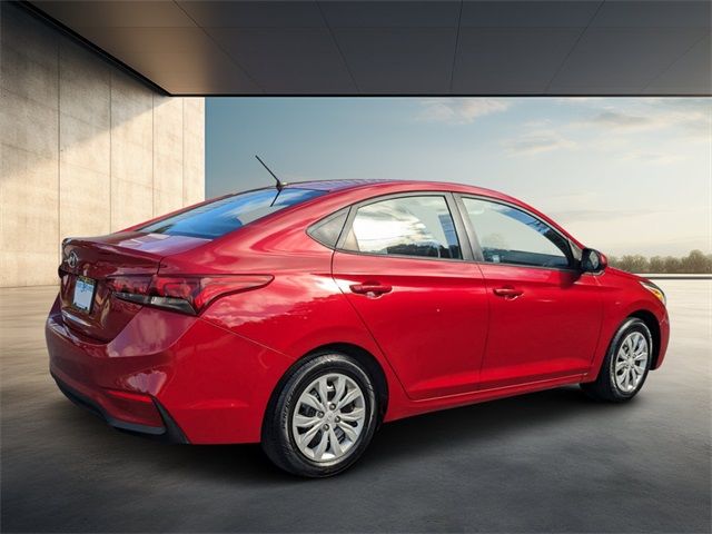 2020 Hyundai Accent SE