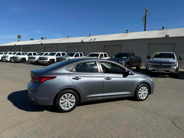 2020 Hyundai Accent SE