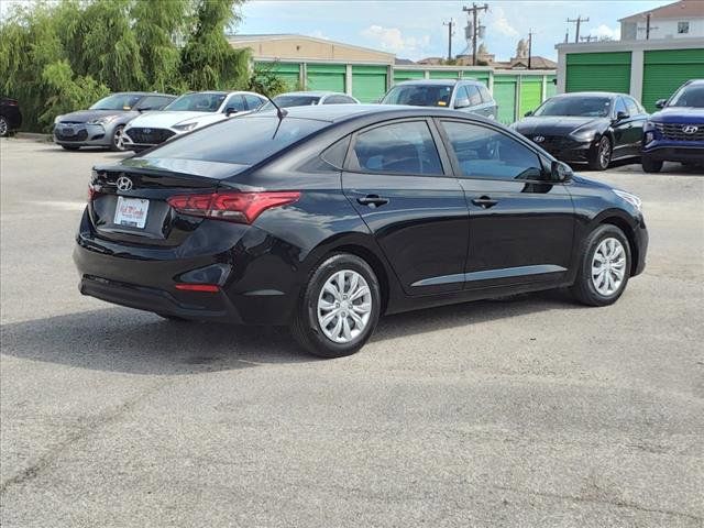 2020 Hyundai Accent SE